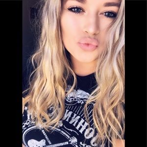 Meet your Posher, Hannah